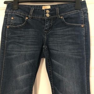 Arden B jeans. Size 2. Stretchy boot cut.